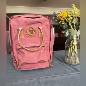 KÅNKEN NO. 2 LAPTOP 15 - MESA PURPLE